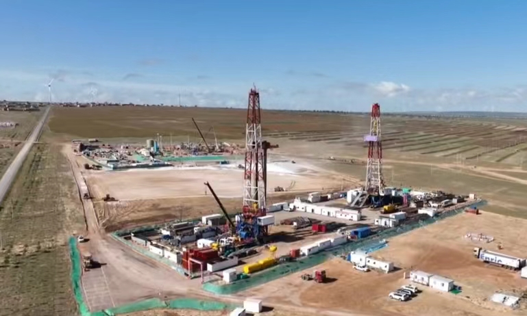 盐池：宁夏首个千亿方级气田开发建设进行时 