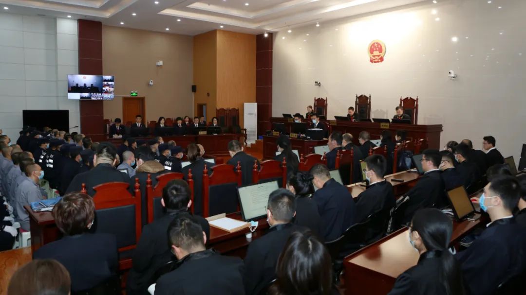 最高获刑25年！宁夏这起90人涉黑案一审宣判 