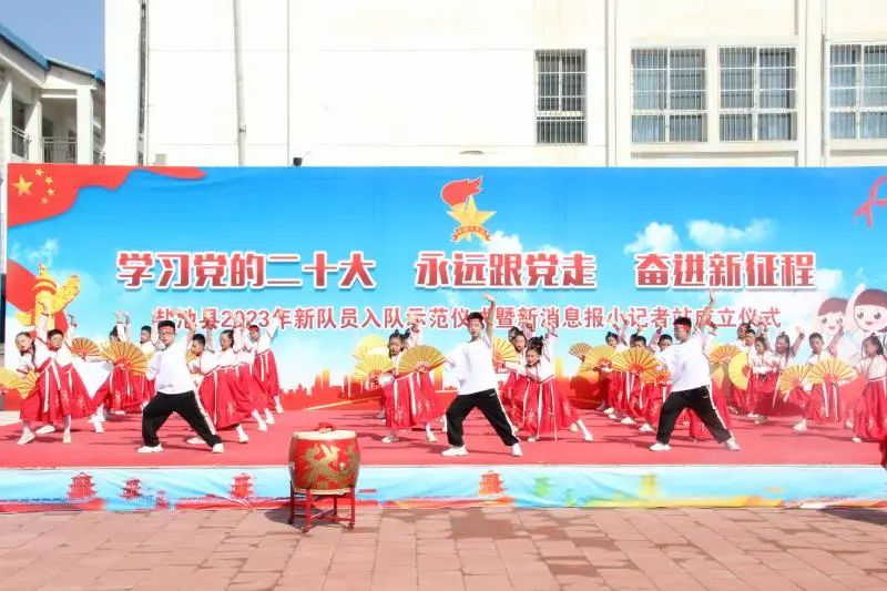 新消息报首个县级小记者站在盐池成立