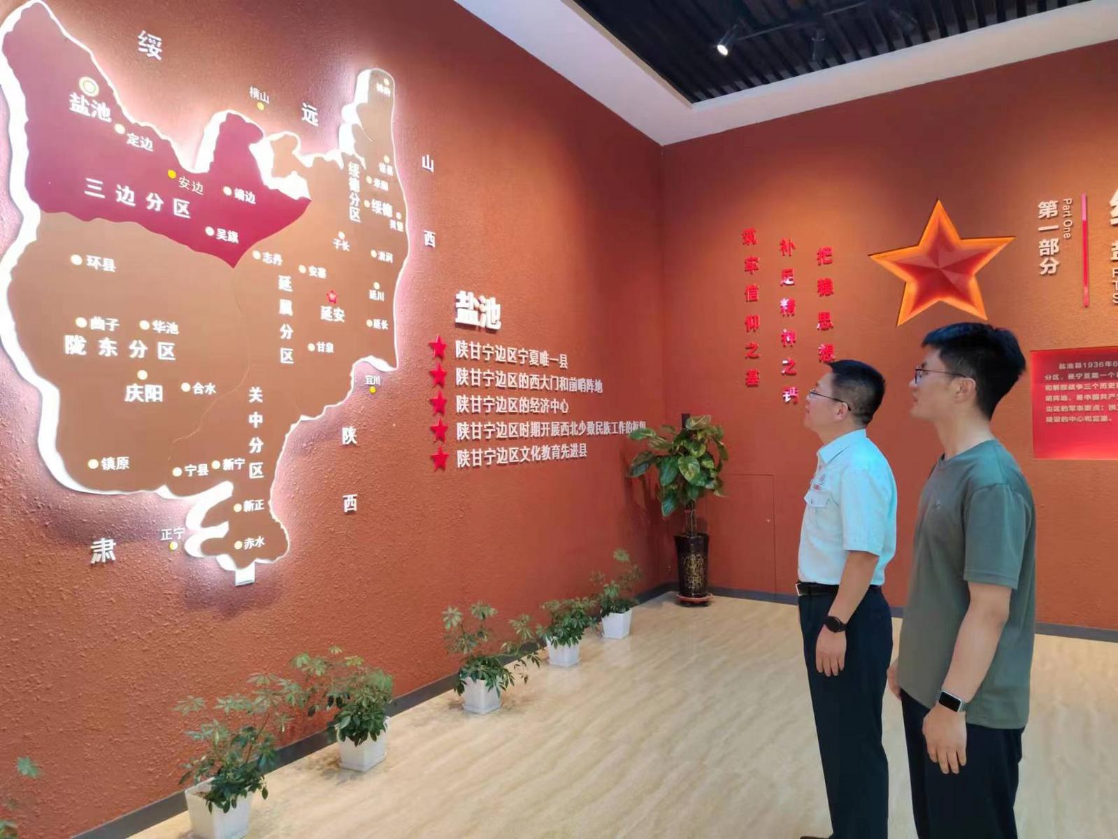 国防科技大学招生组来盐池县作宣讲啦