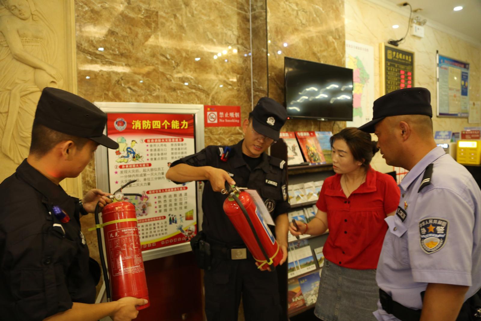 盐池公安：聚力&ldquo;打防管治&rdquo; 为平安再&ldquo;加码&rdquo;