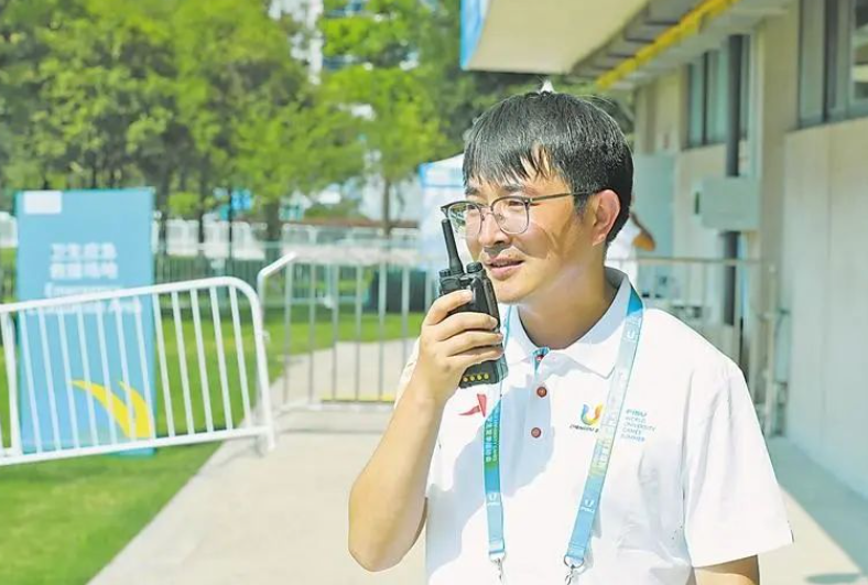 聚焦成都大运会！巧遇宁夏盐池小伙服务大运会