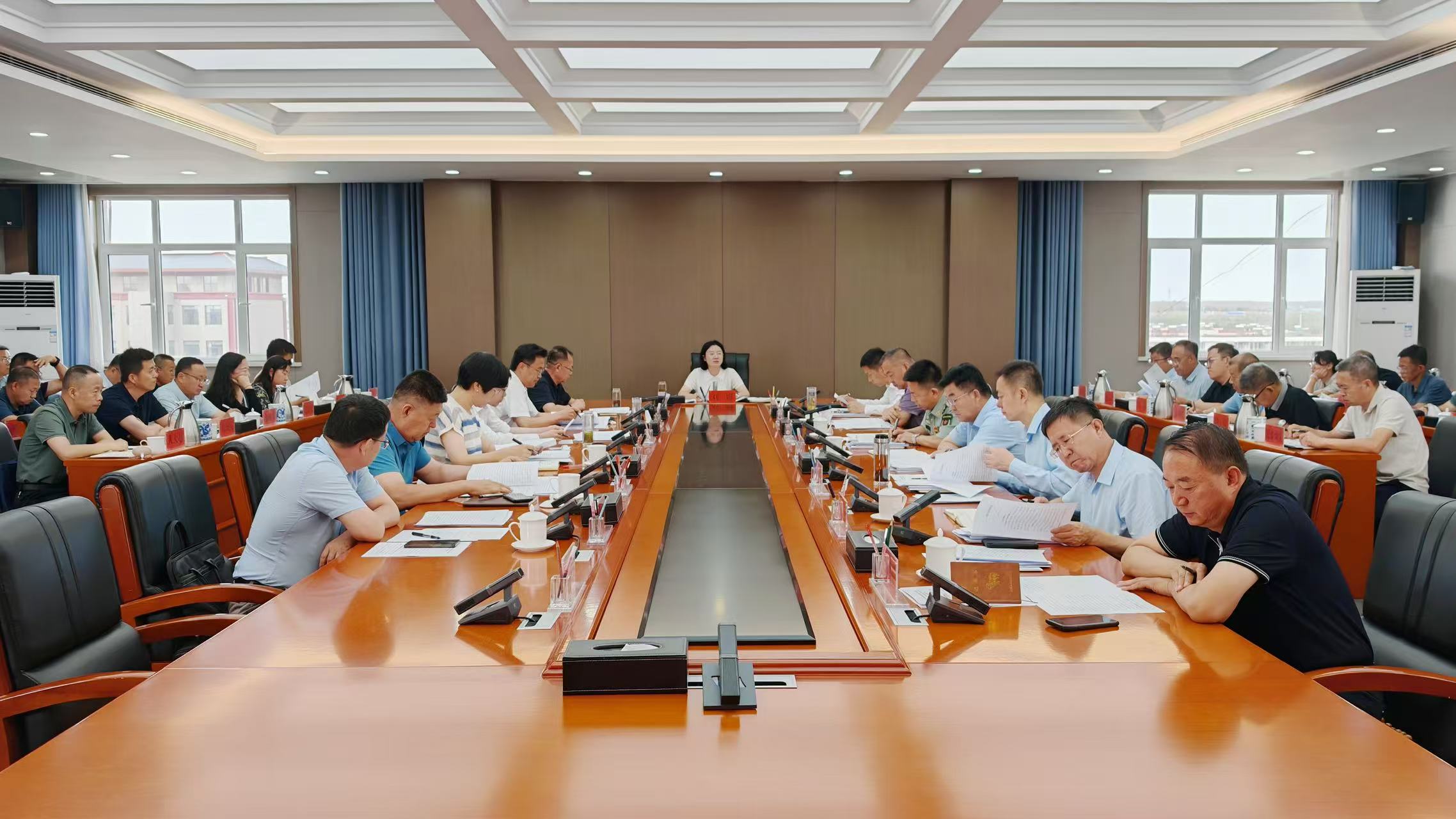 全县巩固拓展脱贫攻坚成果同乡村振兴有效衔接工作推进会召开