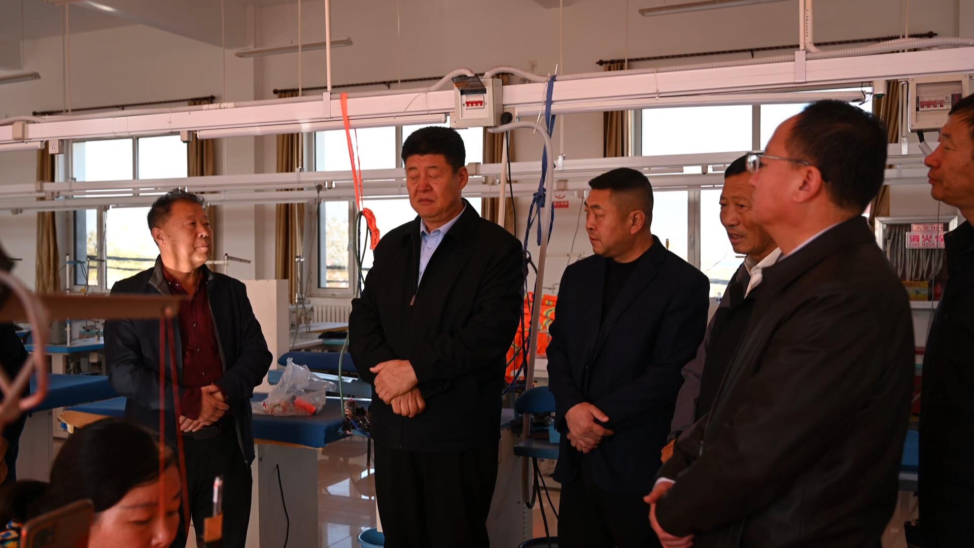 惠安堡镇人大主席团开展稳增长促发展“三个面对面”主题实践活动