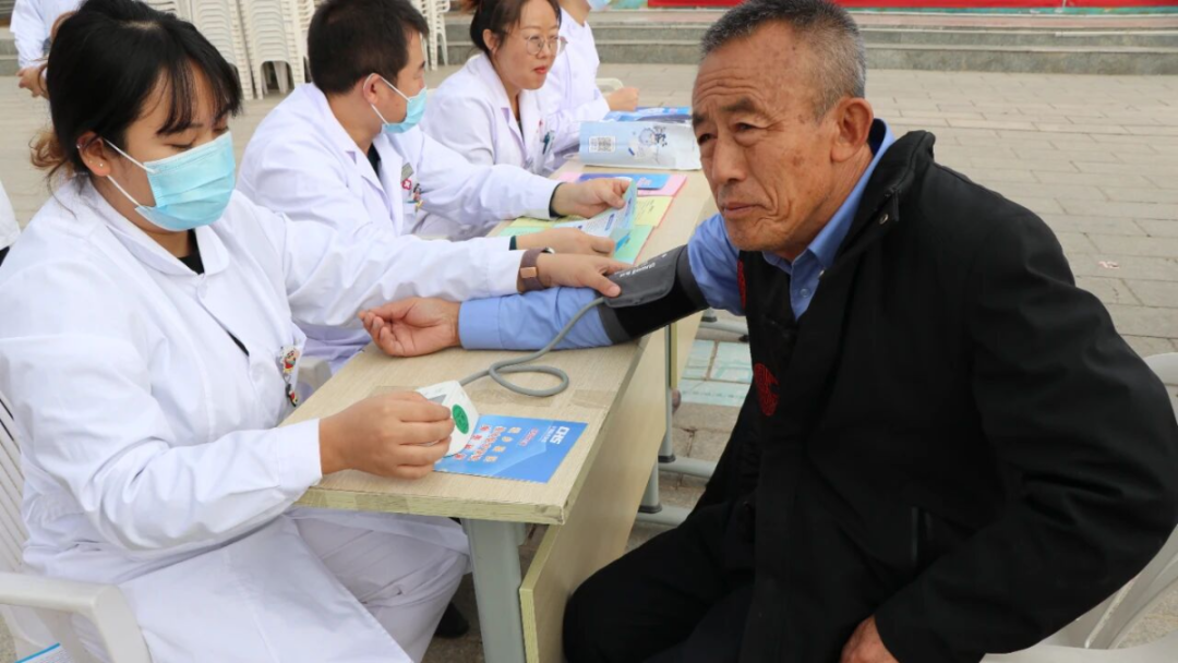 2026年度全县城乡居民基本医疗保险征缴暨全民参保集中宣传月工作全面启动