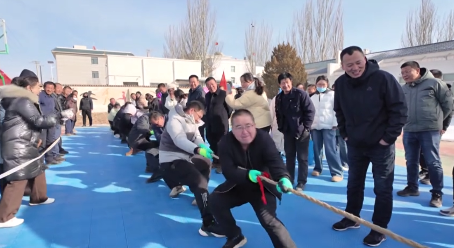 乐动乡间 活力暖冬 青山乡举行群众趣味运动会